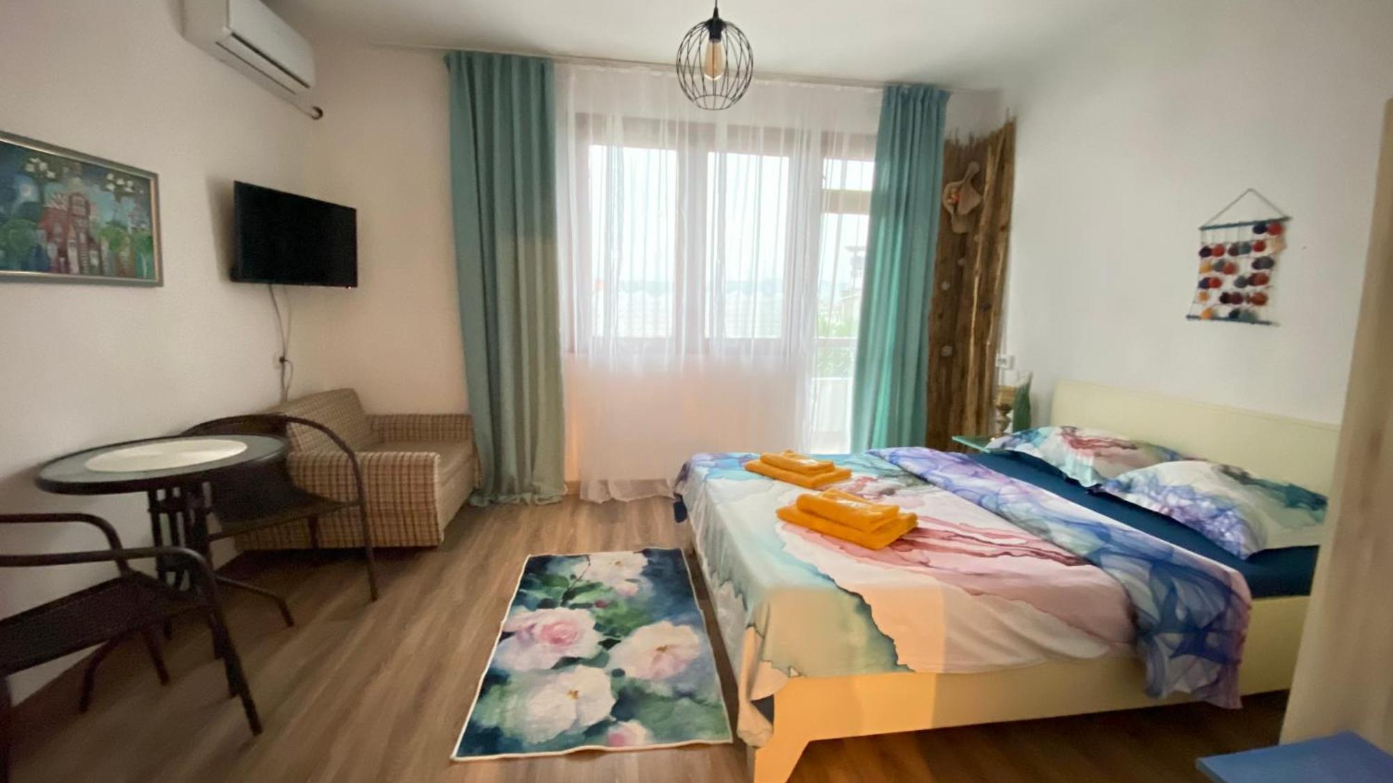 Guest House Hei Taka Σωζόπολη Εξωτερικό φωτογραφία