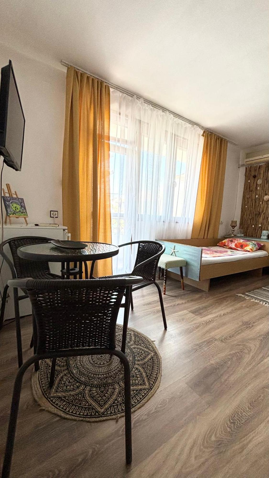 Guest House Hei Taka Σωζόπολη Εξωτερικό φωτογραφία